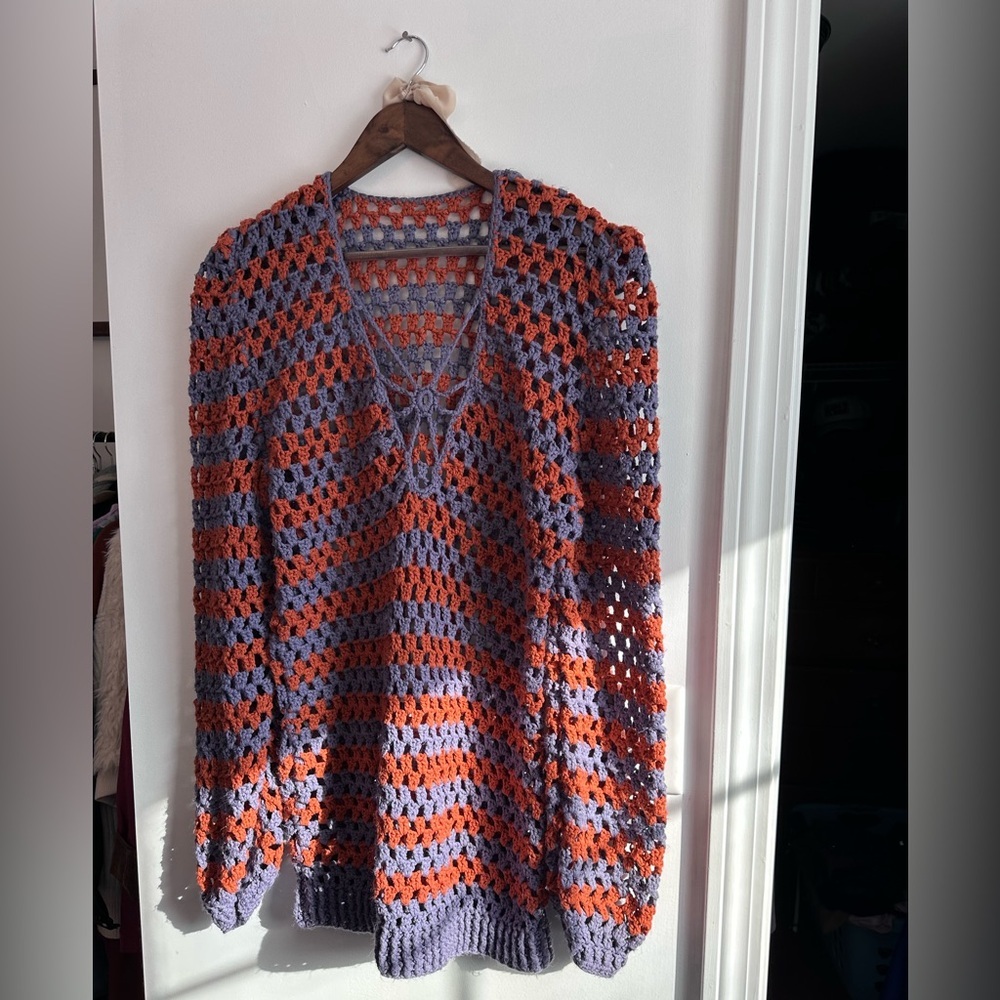 Artisan/Handmade Taylor Swift–inspired crochet beach cover-up